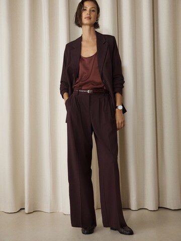 Next Wide leg Pleat-front trousers in Red: front