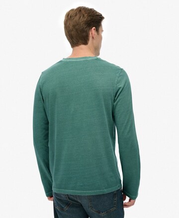 T-Shirt 'Essential' Superdry en vert