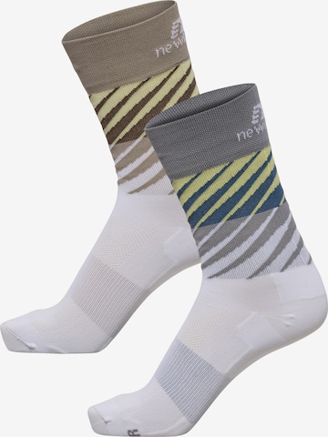 Chaussettes de sport 'Pace' Newline en marron : devant