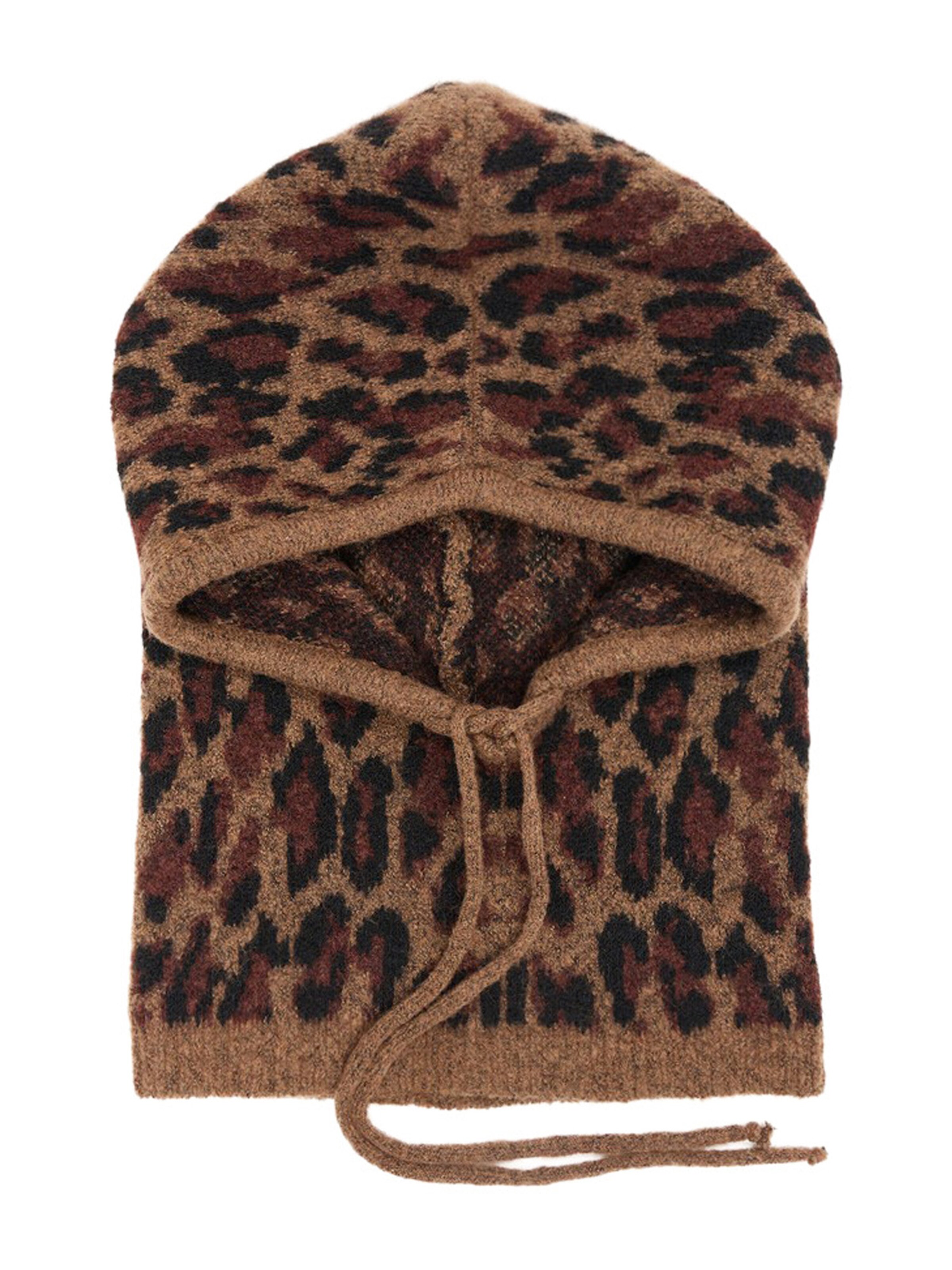 Bershka Beanie in Brown: front