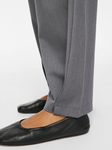 VILA - Barrel Pantalón plisado 'VILeora' en gris