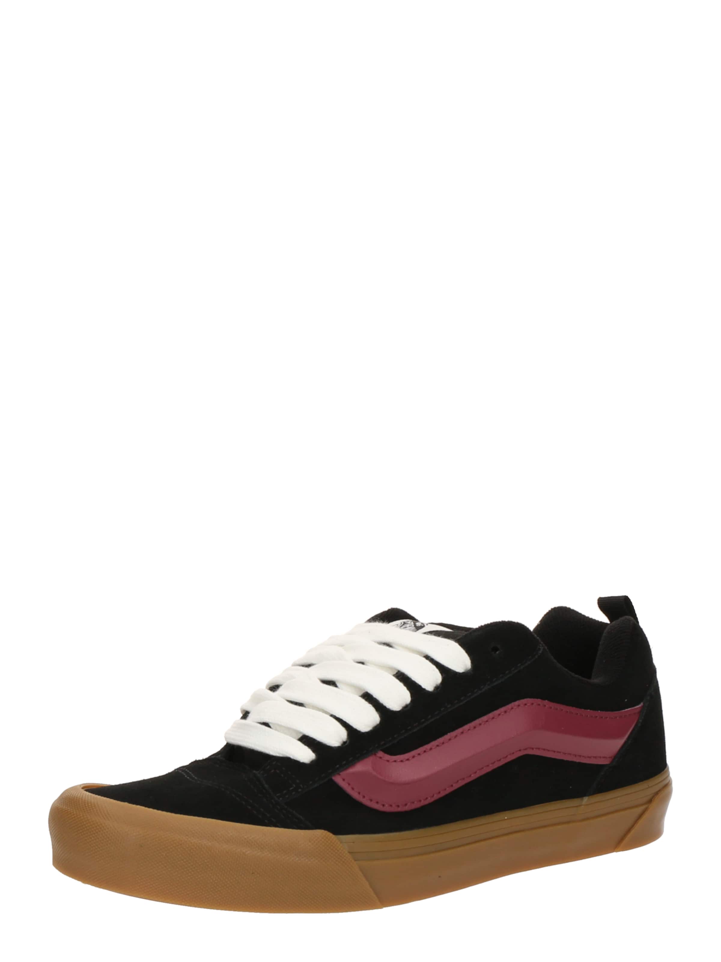 Baskets basses 'KNU SKOOL' VANS en noir : devant