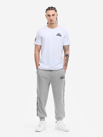 LONSDALE Тениска 'Warlingham' в бяло