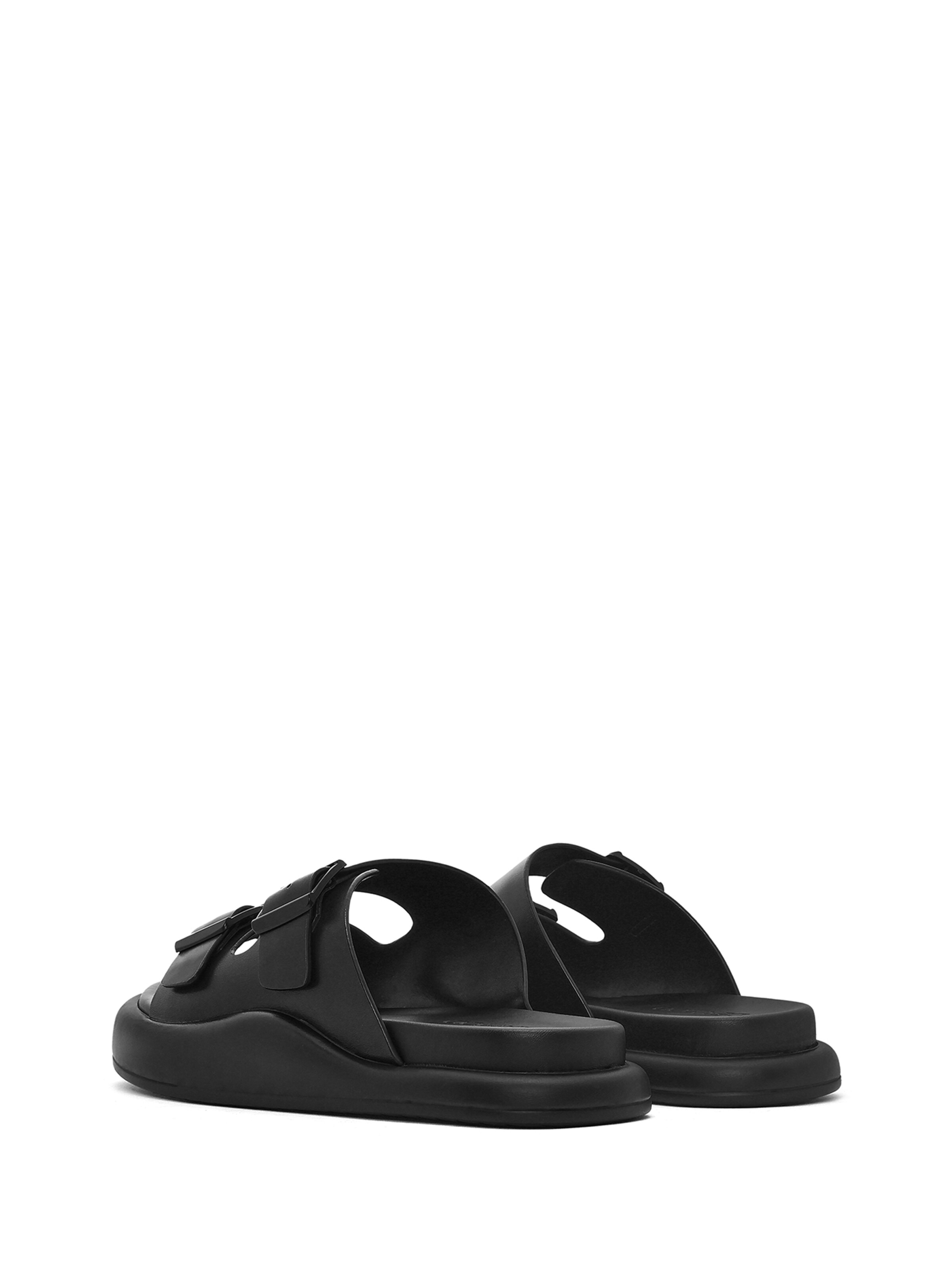 Derimod - Zapatos abiertos en negro