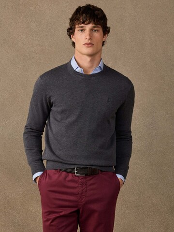 Pullover di Hackett London in grigio