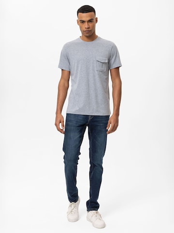 Daniel Hills T-shirt i grå