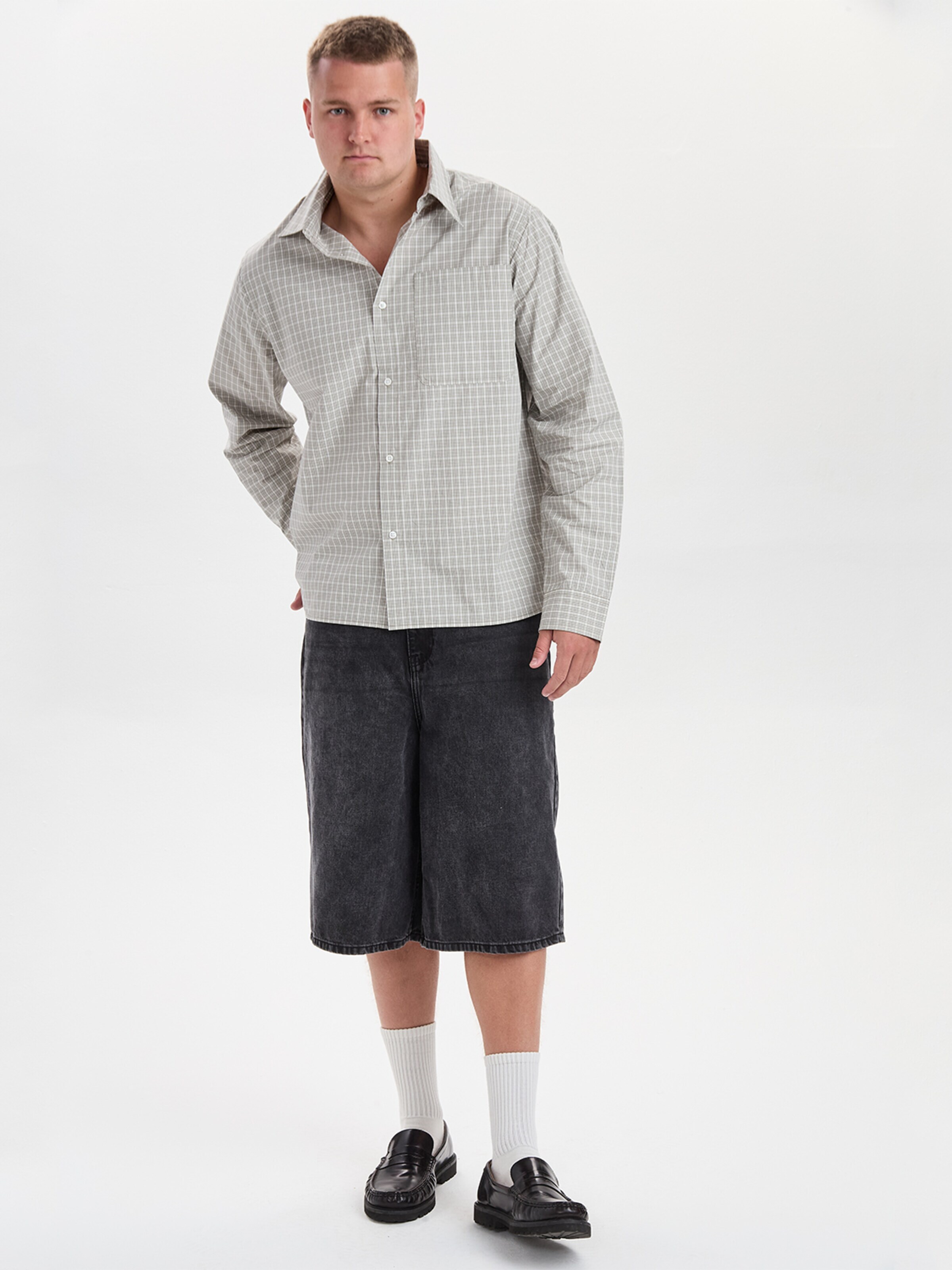 Dxnmxrk - Perna larga Calças de ganga 'DXHarri Black Wide Fit Denim Shorts' em preto