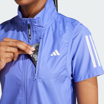 ADIDAS PERFORMANCE Sportbodywarmer 'Own The Run' in Blauw