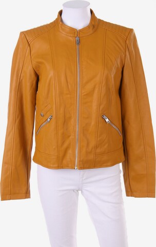 VERO MODA Jacket & Coat in L in Yellow: front