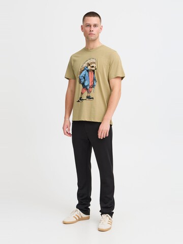 BLEND - Camiseta en marrón