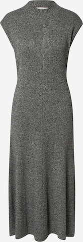 Blanche Úpletové šaty 'Selma' – šedá: přední strana