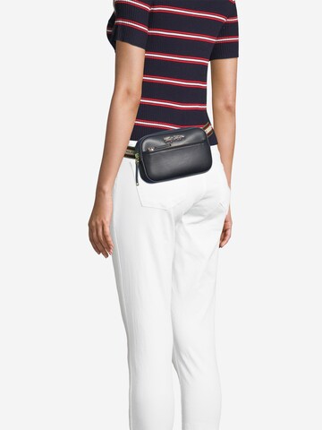 TOMMY HILFIGER Fanny Pack in Black