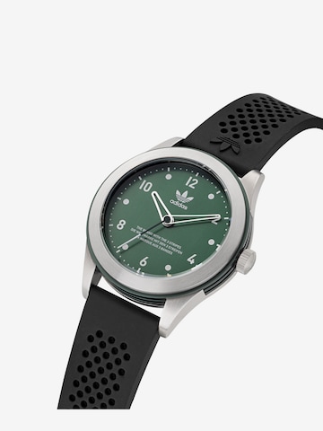 ADIDAS ORIGINALS Analoog horloge in Groen