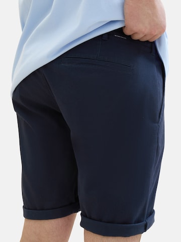 Regular Pantalon chino TOM TAILOR Men + en bleu