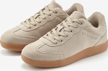 Baskets basses Elbsand en beige : devant
