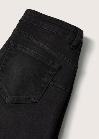 Skinny Jeans 'Push Up' de la MANGO pe negru