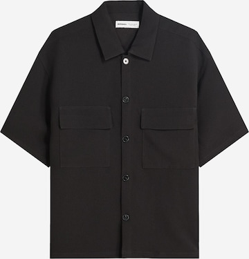 Chemise Bershka en noir : devant