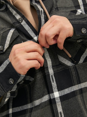 JACK & JONES Comfort fit Button Up Shirt 'Jay' in Grey