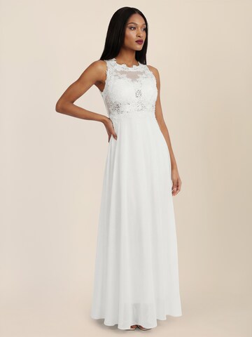 APART Evening Dress in Beige: front