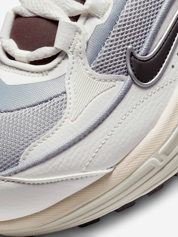 Nike Sportswear Matalavartiset tennarit 'AIR MAX BLISS' värissä harmaa
