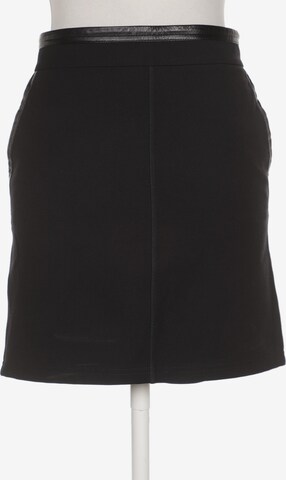 Gucci Skirt in S in Black: front