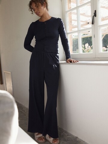 self. Pyjama in Blau