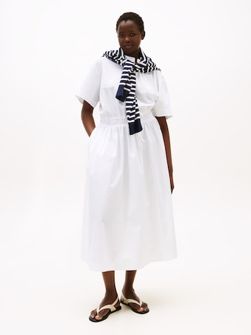 Robe Tommy Hilfiger Curve en blanc : devant