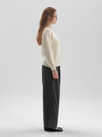 TorWeit Sweater 'casual top' in Beige