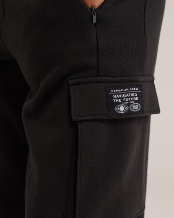 WE Fashion Tapered Trousers in Black