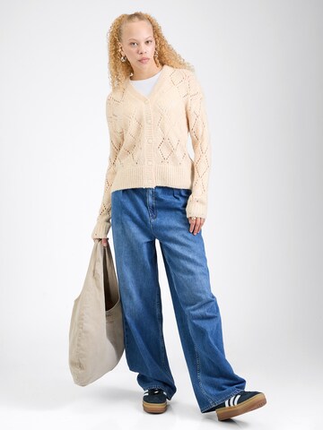 Cardigan 'VIFELINE' VILA en beige