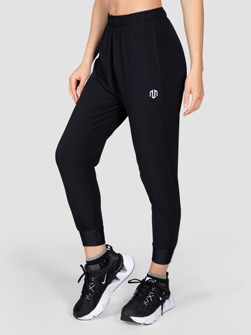 MOROTAI Tapered Workout Pants 'Kansei' in Black: front