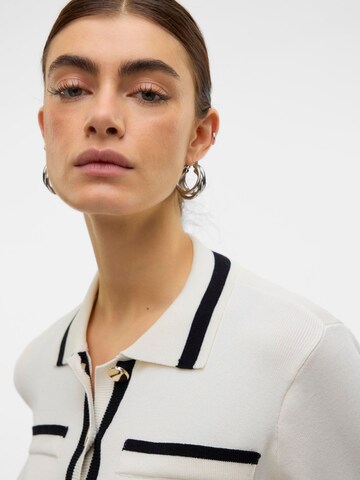 VERO MODA Gebreid vest 'TRUDY' in Wit