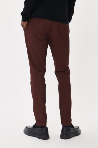 Matinique Slimfit Broek 'Liam ' in Bruin