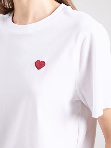 PIECES T-shirt 'PCRIA' i vit