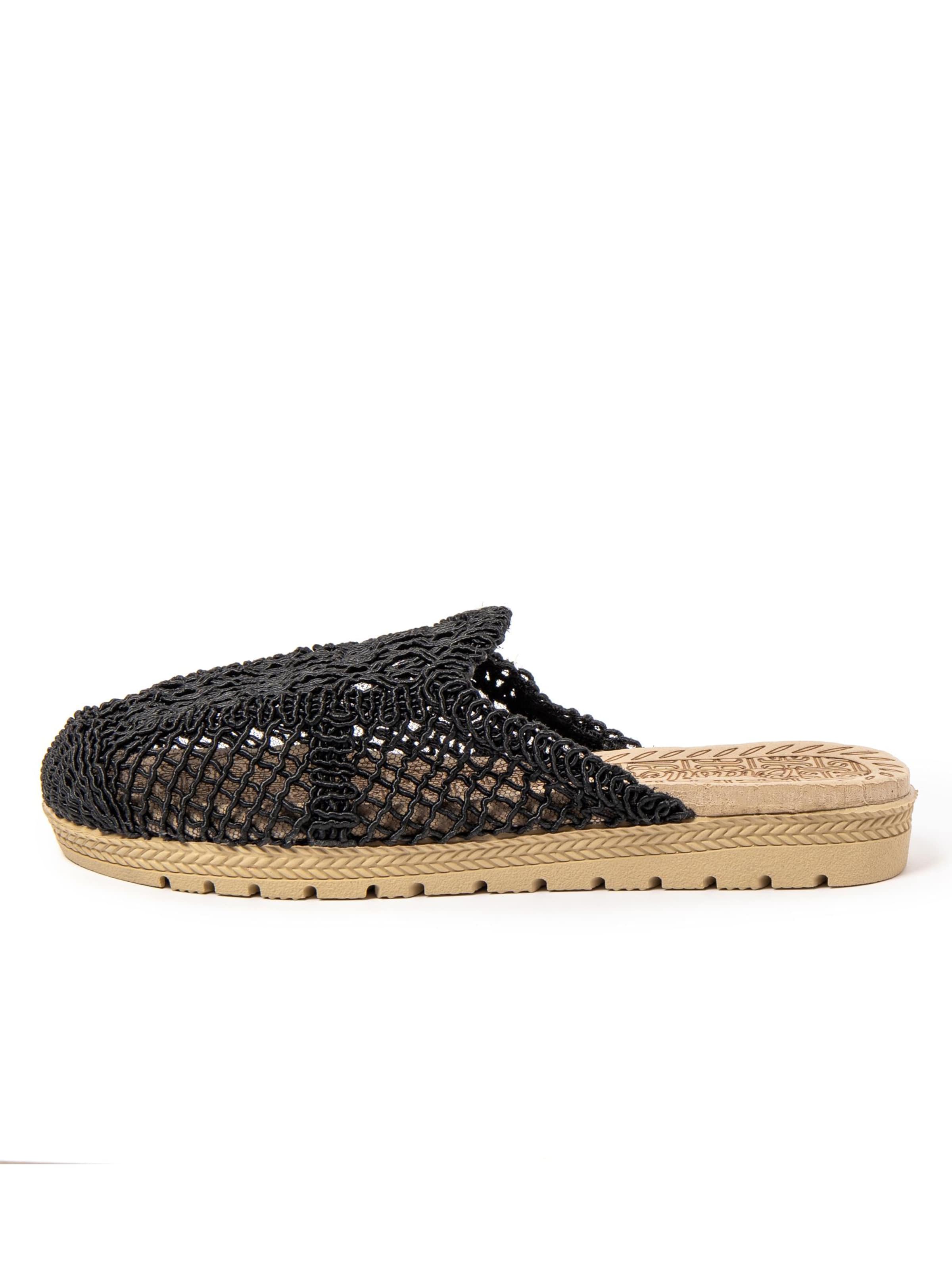 Brasileras Slipper 'Suna' in Black: front