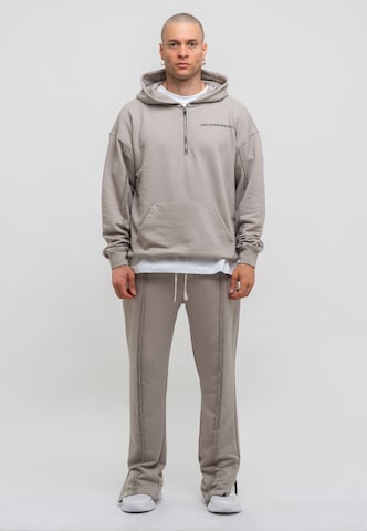 Tom Barron Tracksuit in Grey: front