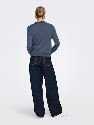 Veste de survêtement 'ONLJoyce' ONLY en bleu