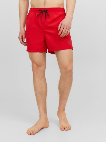 JACK & JONES - Bermudas 'Fiji' en rojo: frente