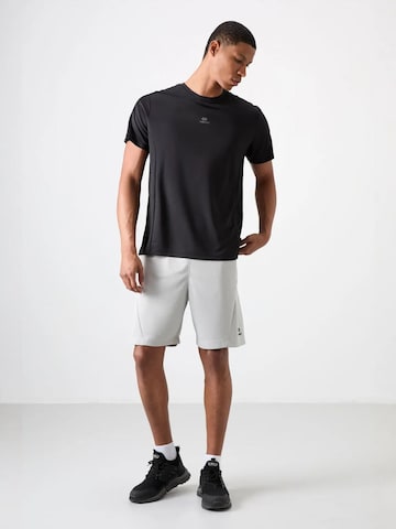 Tommy Life Performance shirt in Black