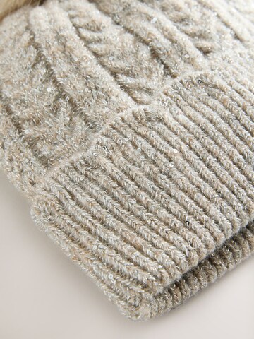 Next - Gorros em cinzento