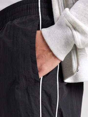 HOLLISTER Lużny krój Spodnie w kolorze czarny