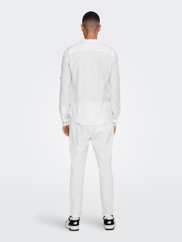 Coupe slim Chemise 'Caiden' Only & Sons en blanc