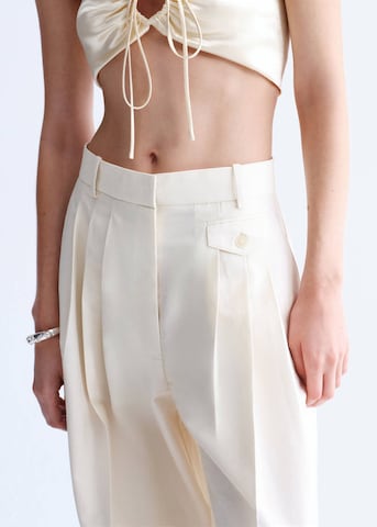 MANGO Loosefit Hose in Beige