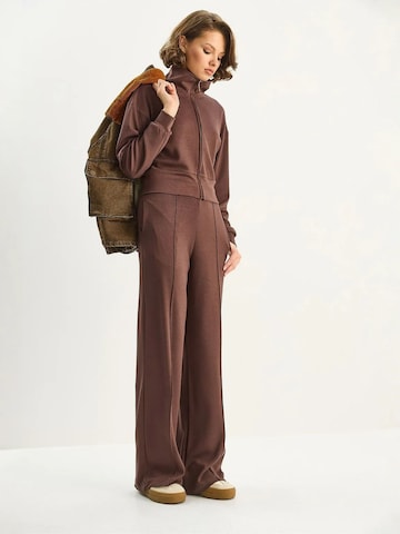 Bianco Lucci - Calças de fato em castanho