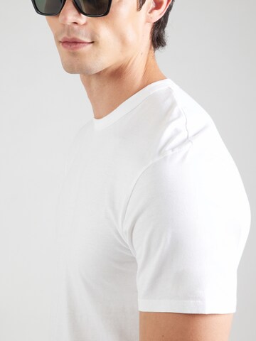 LEVI'S ® Shirt in White