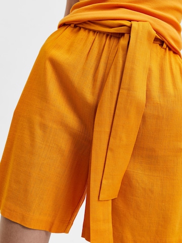 SELECTED FEMME Regular Broek 'Gulia' in Oranje