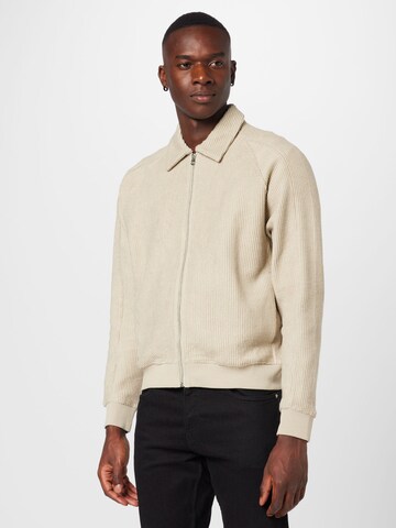 Veste mi-saison 'John' WEEKDAY en beige : devant