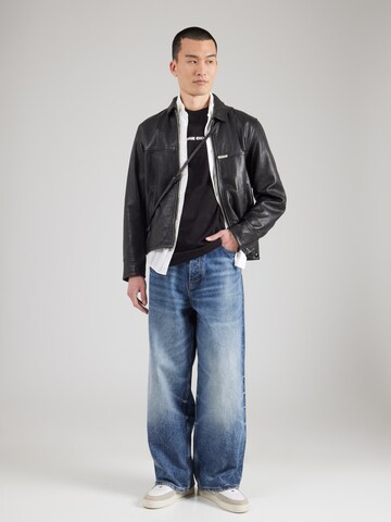 ARMANI EXCHANGE Футболка в Черный