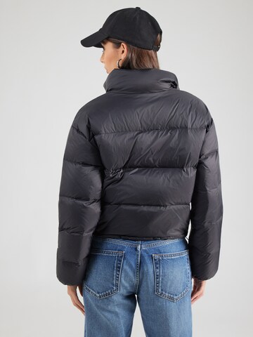 Calvin Klein Jeans Демисезонная куртка в Черный