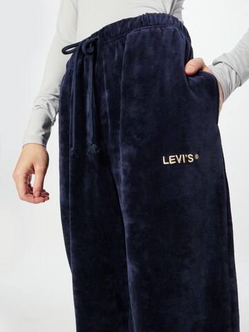 mėlyna LEVI'S ® Siaurėjantis Kelnės 'Graphic Laundry Sweatpant'